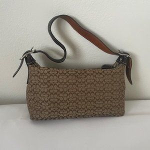 Coach Signature Zip-Top  Signature Baguette 6332